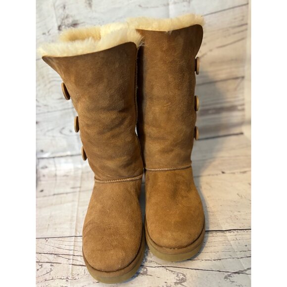 UGG Bailey Button Triplet Chestnut Suede Tall Boots Size US 8 Women’s - Picture 9 of 12